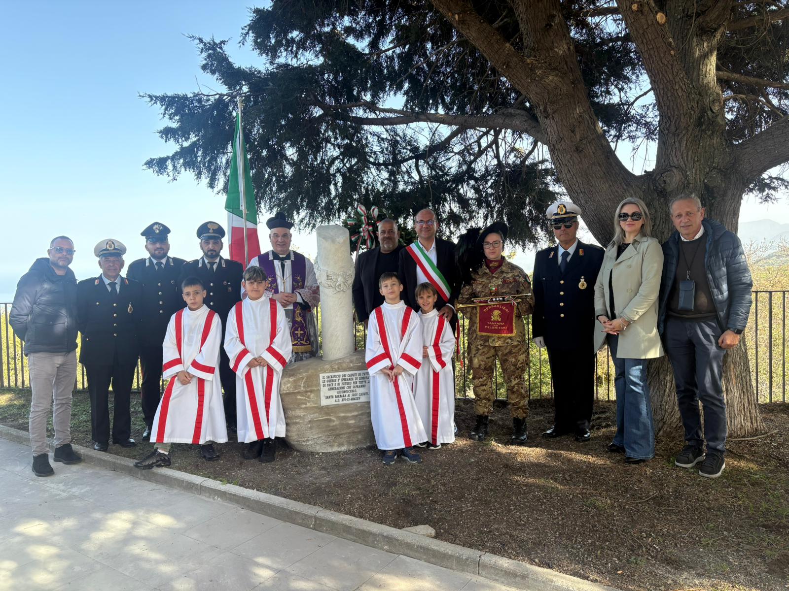 Montalbano Elicona, inaugurato a Santa Barbara il Monumento ai Caduti ...